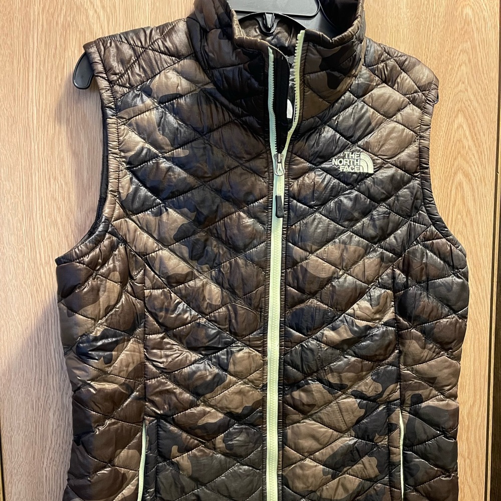 North Face Quilted Vest Sz Small